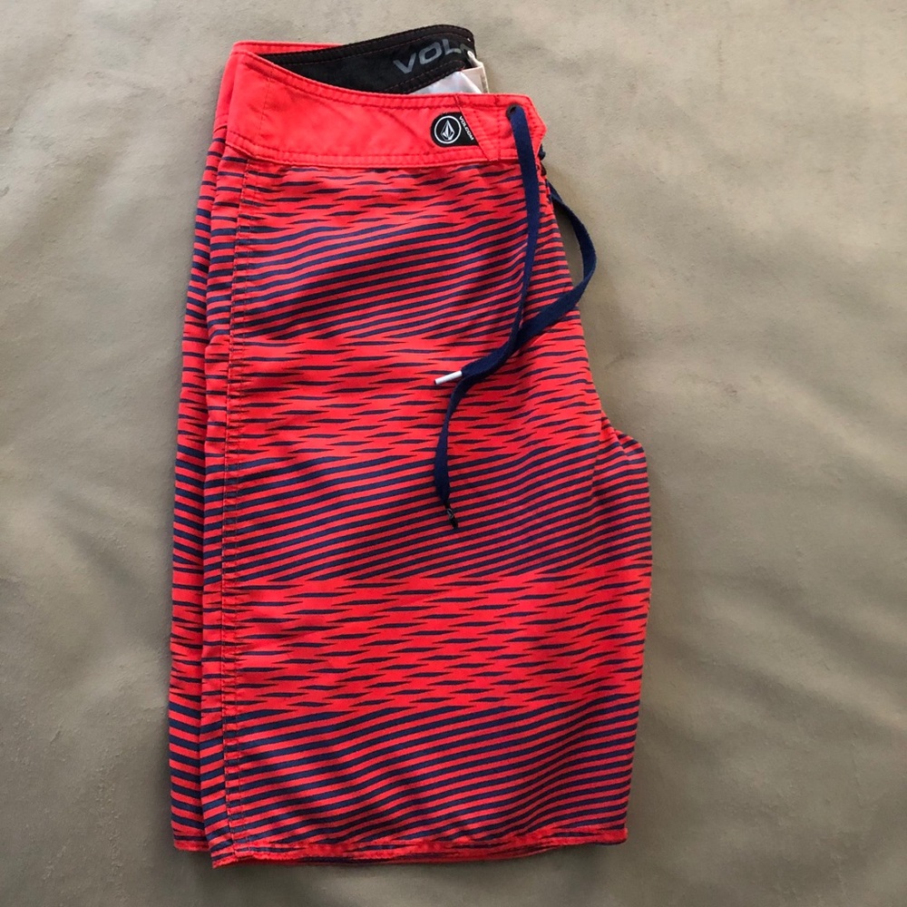 Volcom Red Stripe Board Shorts, Size 30 - image 5